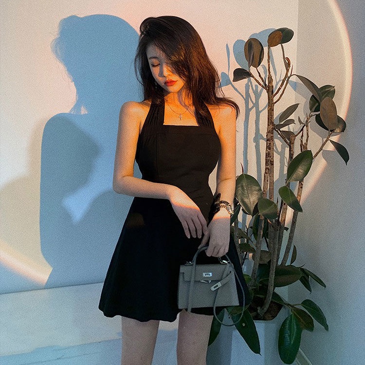Design Sense Halter Seksowna mała czarna sukienka z odkrytymi ramionami  Krótka spódnica wieczorowa suknia bankietowa czysta pożądanie gorąca  dziewczyna niszowa sukienka damska .31 | Shopee Polska